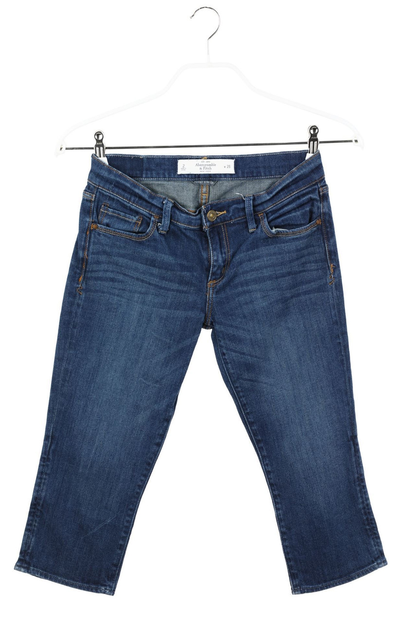 Abercrombie & Fitch - Denim-Capri-Hose aus Baumwolle mit Logo-Patch - W26