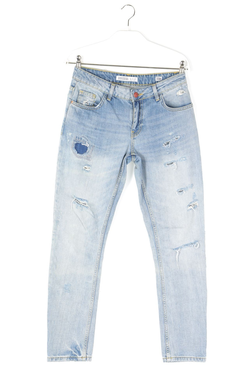 ZARA - Destroyed Straight Cut Jeans mit Logo-Patch - D 32
