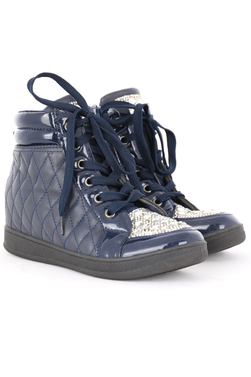Ohne Label - Wedge-High-Top Sneakers mit Schmuckstein-Applikation