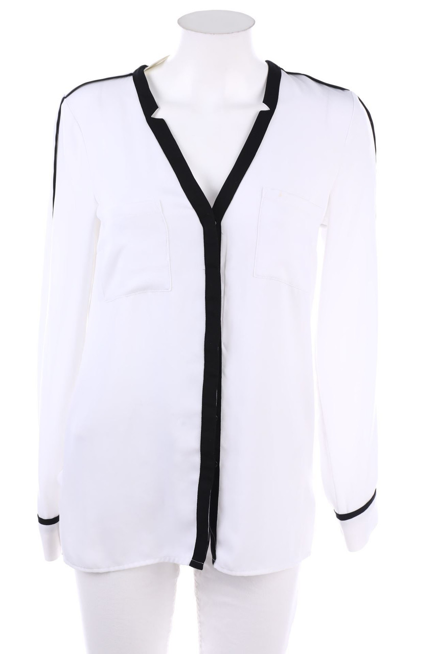 H&M - Bluse mit aufgesetzten Taschen - D 36