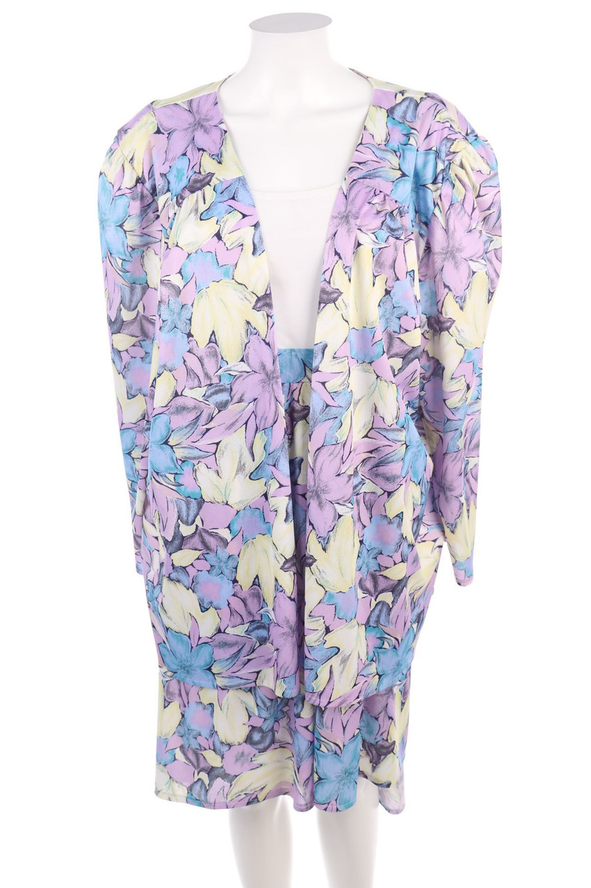 Ohne Label - Kostüm mit floralem Muster - D 52