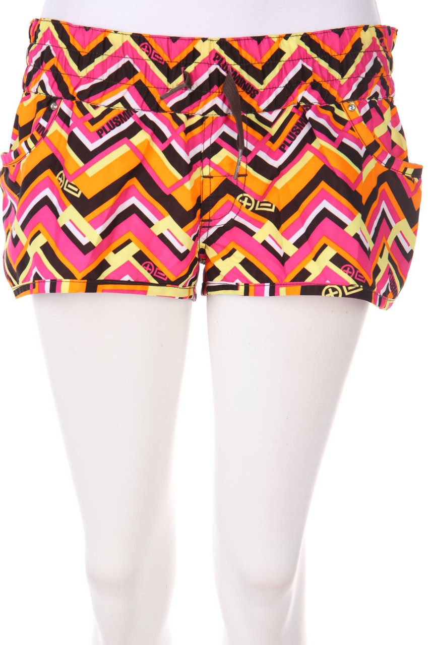 PLUSMINUS - Shorts mit Print - L