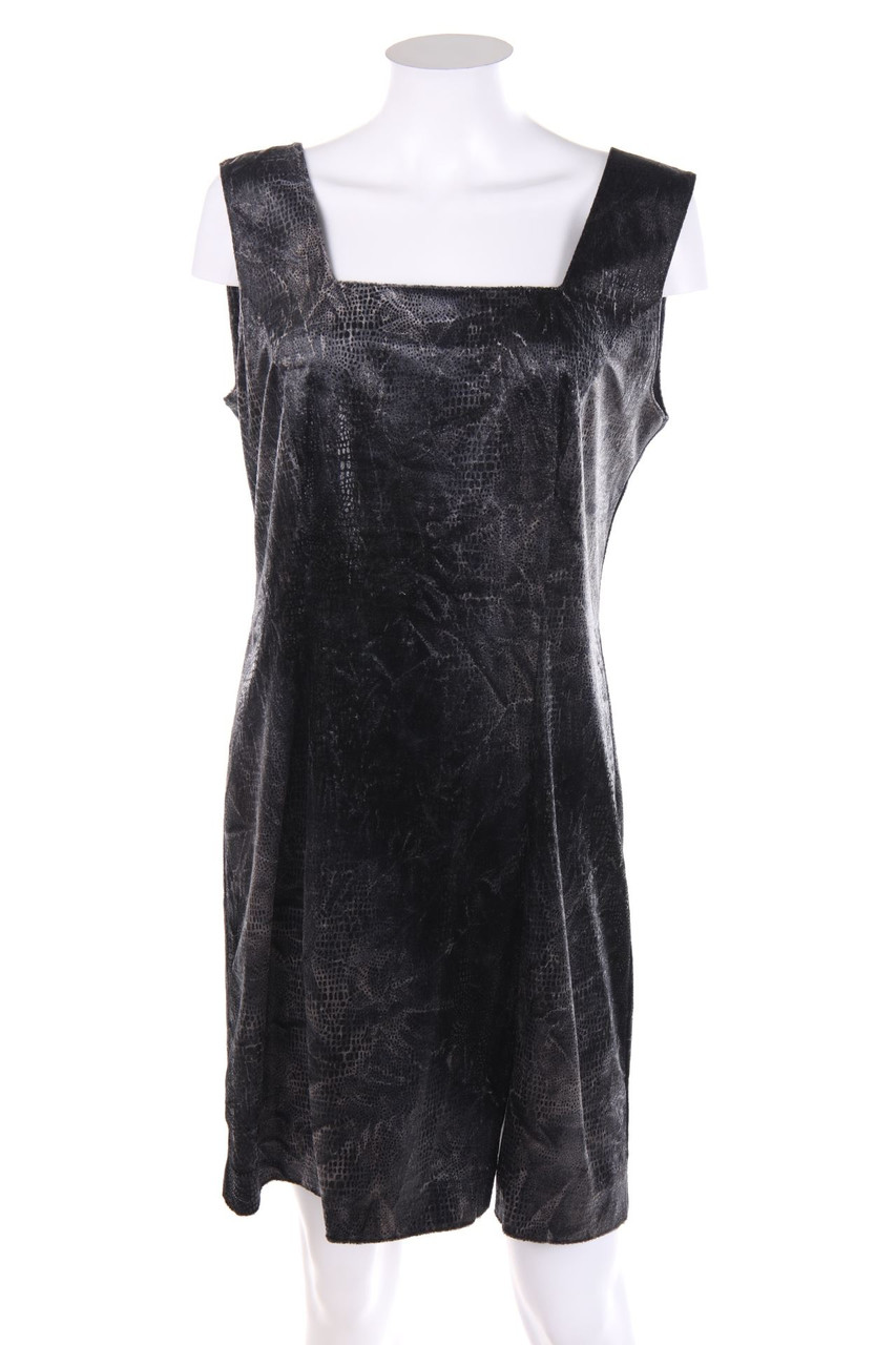 VILONA MODA - Mini-Kleid mit Schlitz - D 40