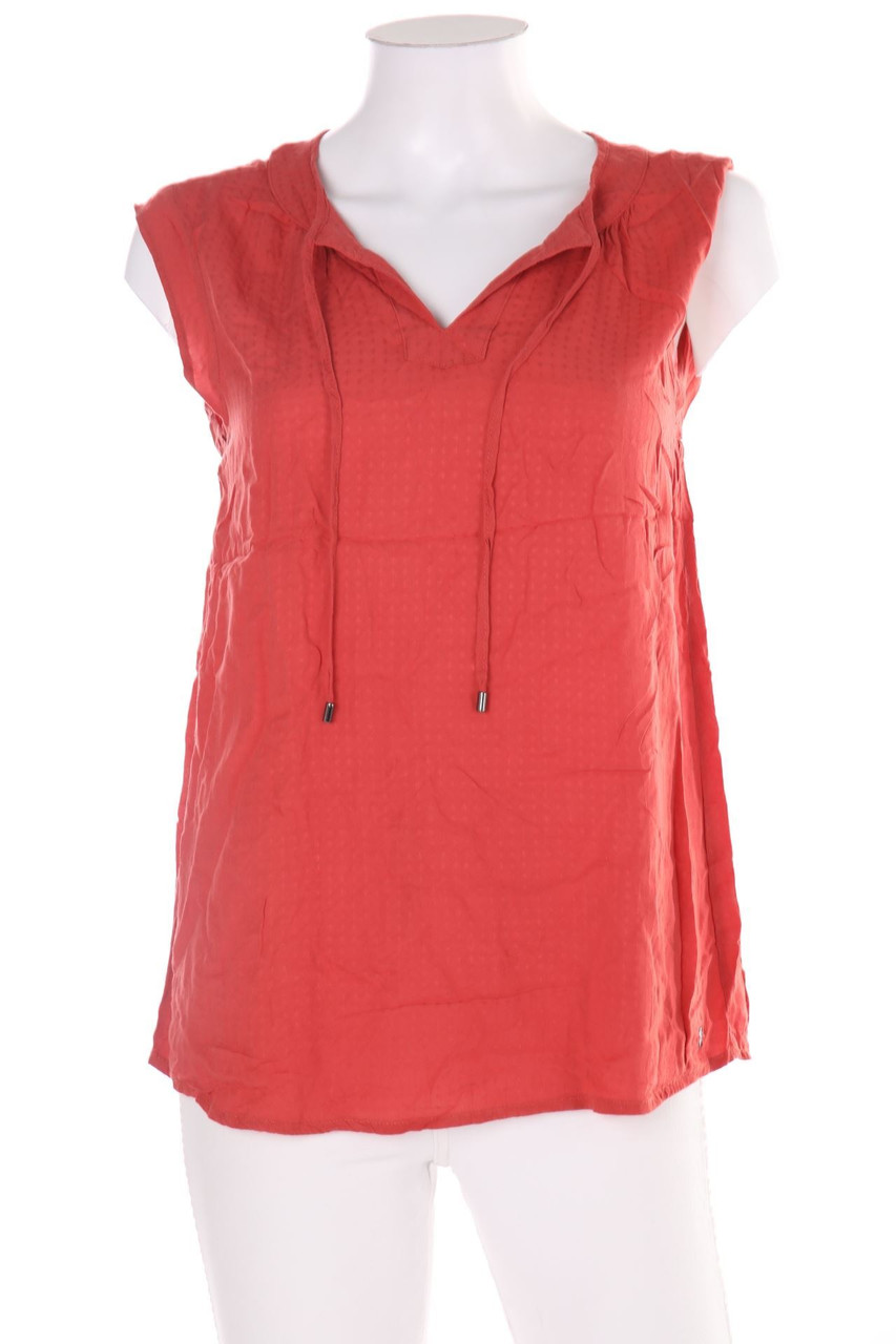 s.Oliver - Blusentop mit Logo-Plakette - D 34