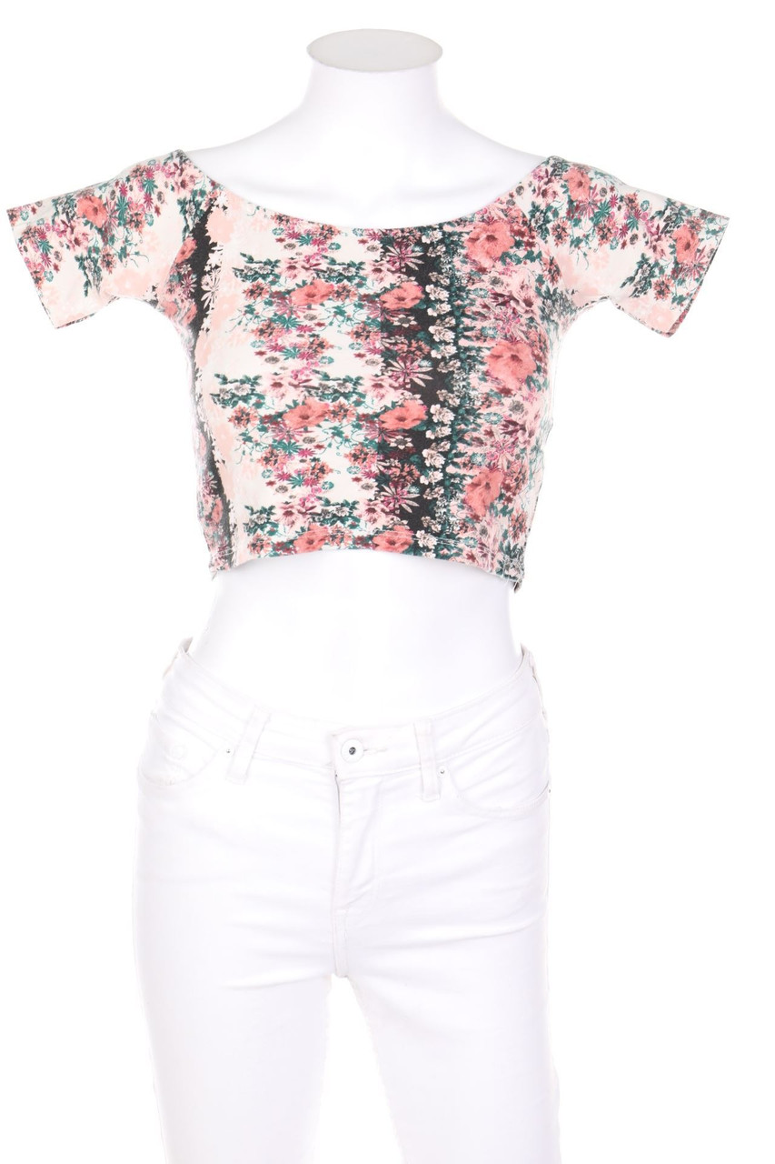 Bershka - Cropped-Kurzarm-Shirt mit Blumen-Print - L