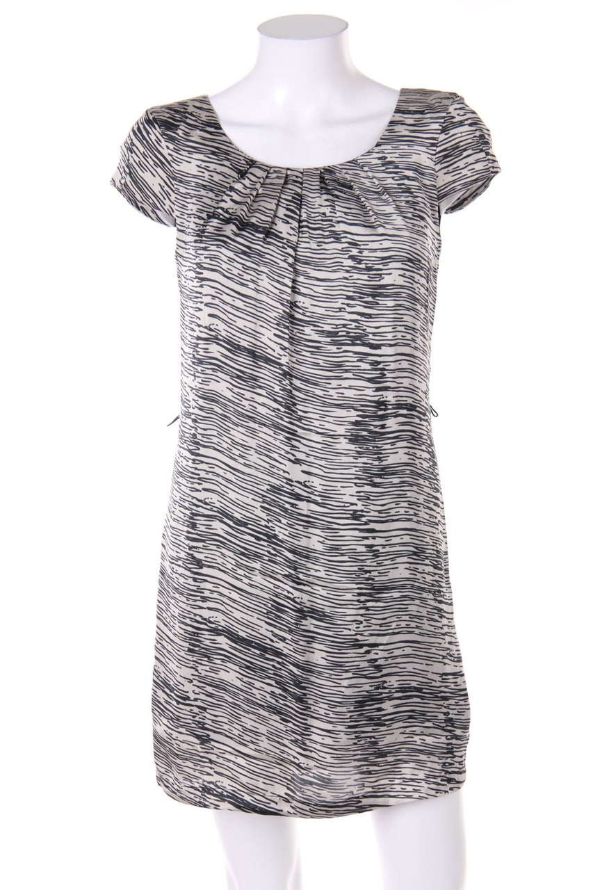 H&M - Kleid aus Satin mit Falten - S