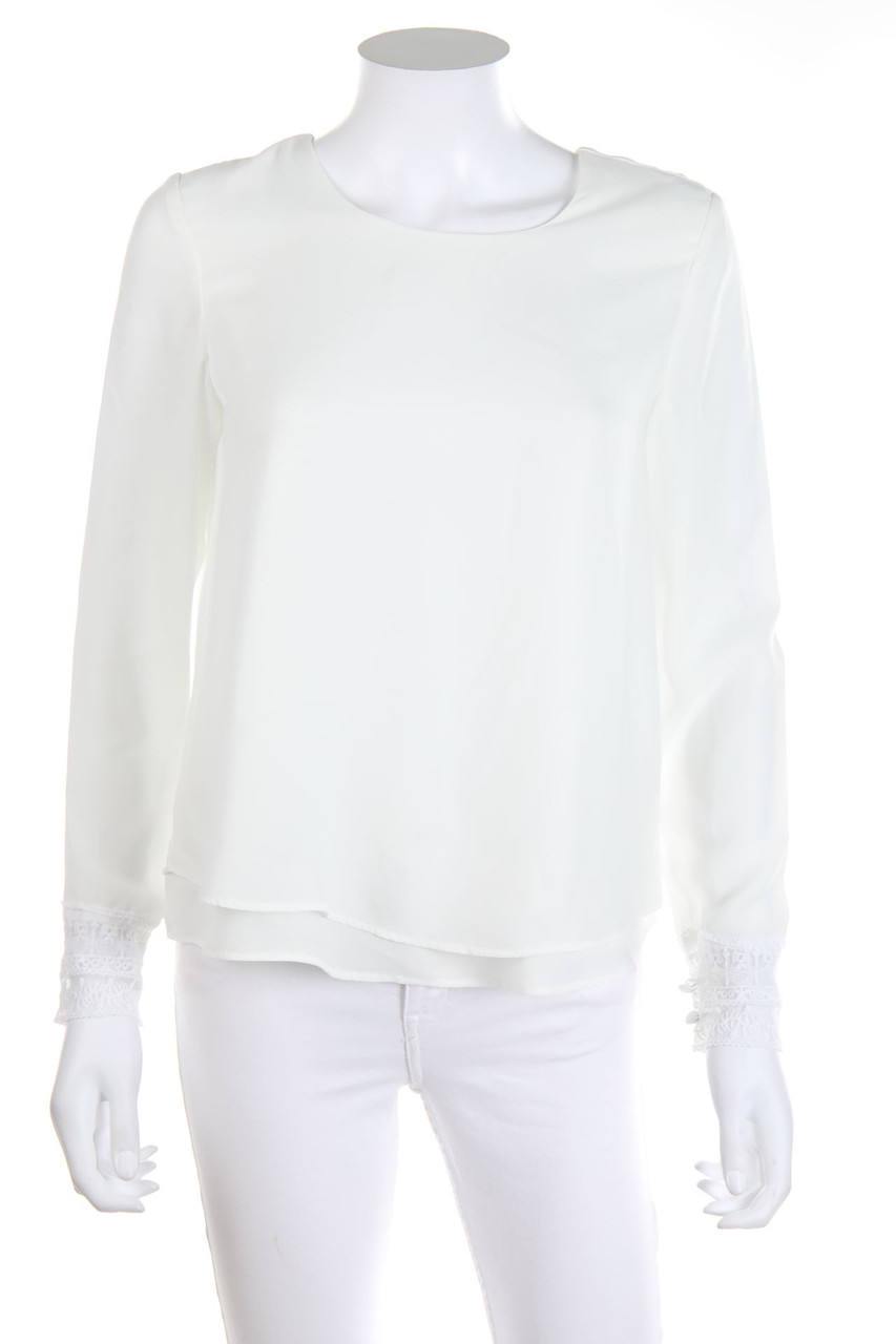 RESERVED - Bluse mit Spitzen-Einsatz - D 36