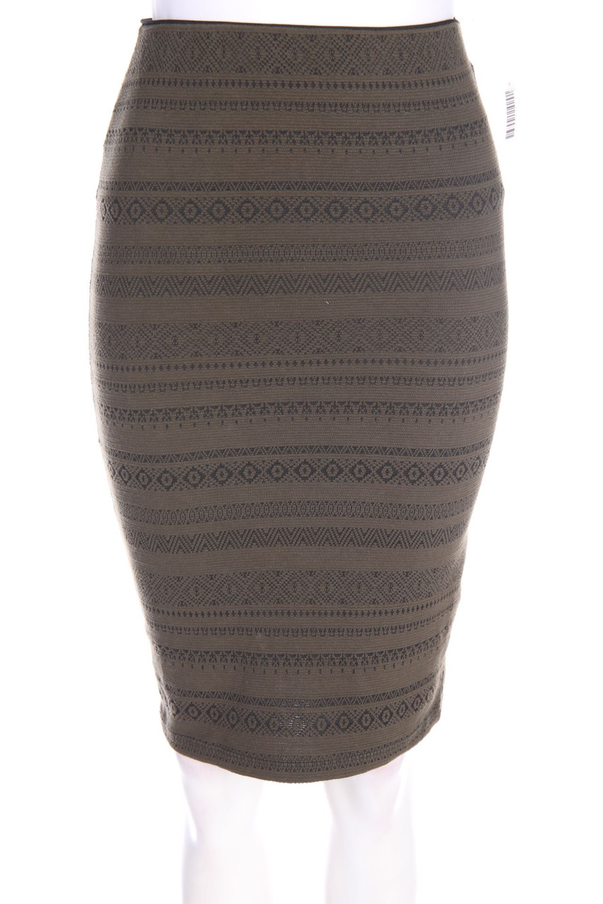 Bershka - Rock mit geometrischem Muster - S