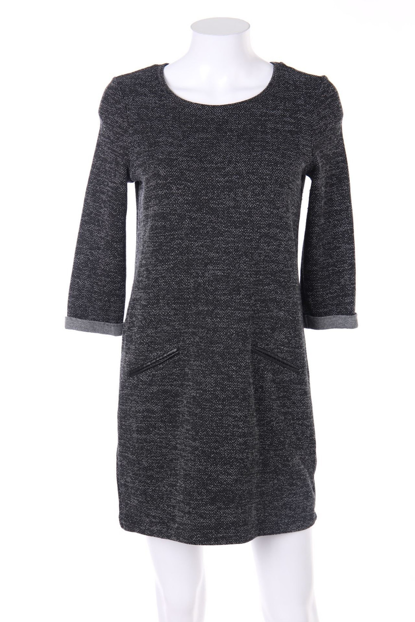 CLOCKHOUSE by C&A - Strickkleid mit Kunstleder-Details - XS