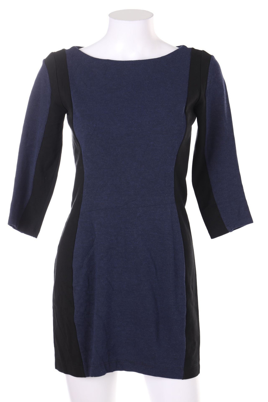 H&M - Kleid mit 3/4-Ärmel - S