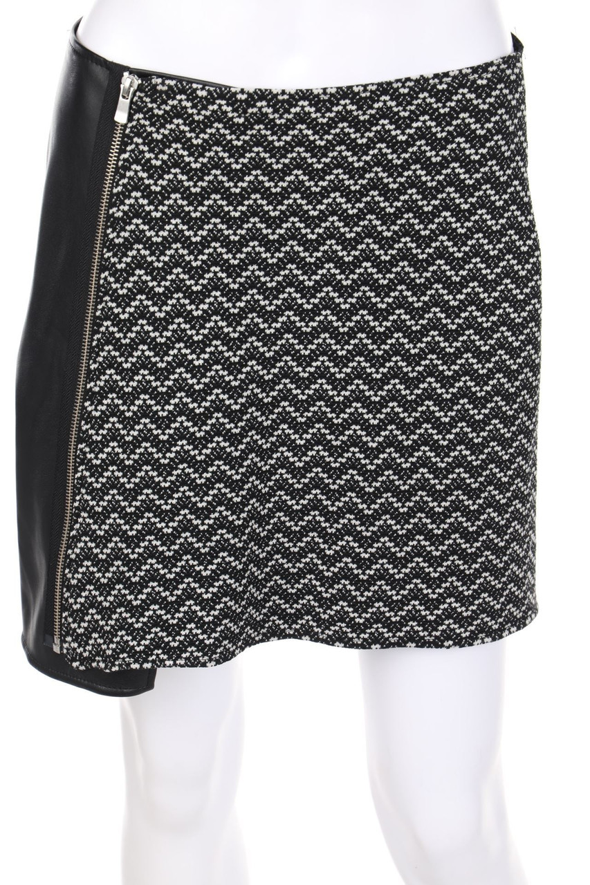 phildar - Muster-Minirock mit Kunstleder-Details - D 38