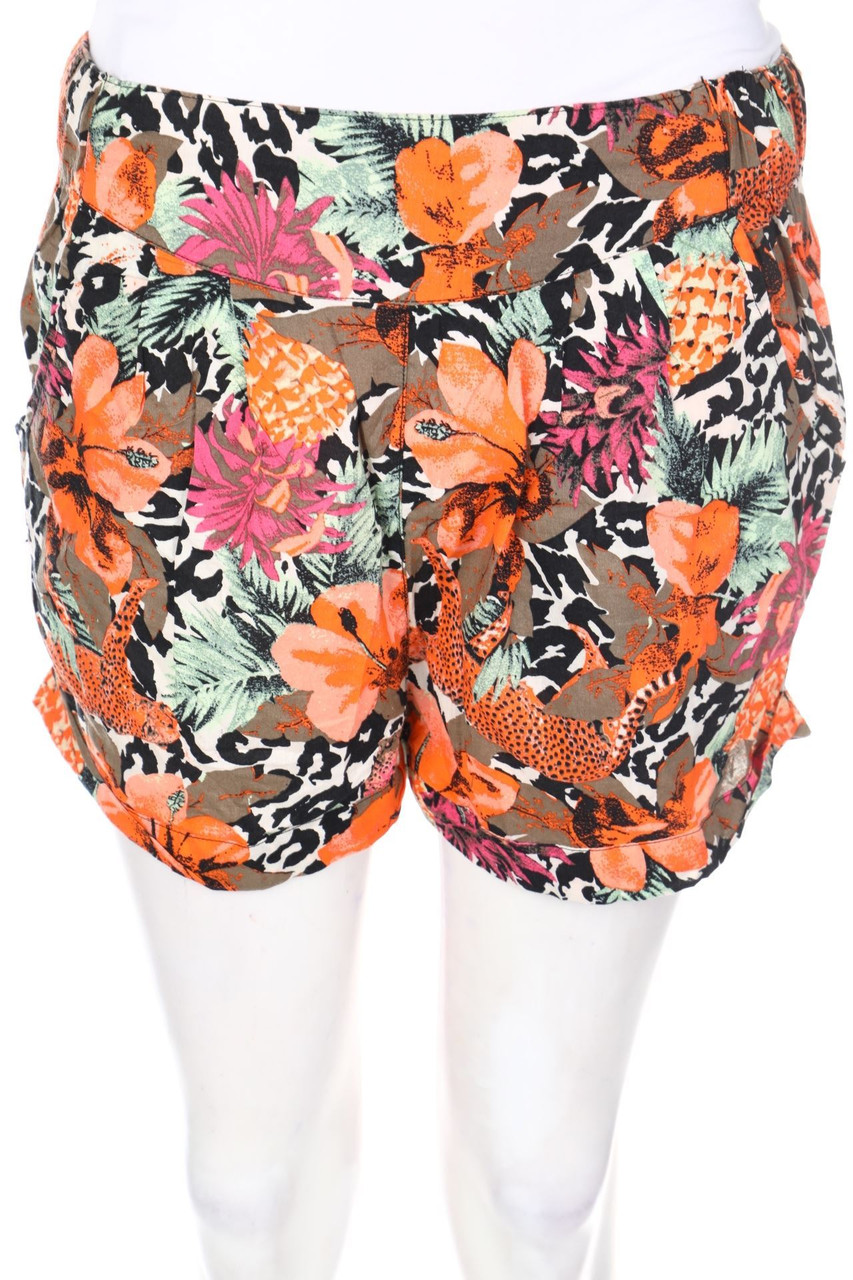 H&M - Shorts mit floralem Muster - D 34