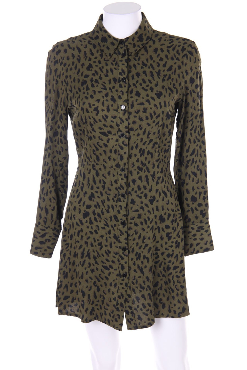 Bershka - Blusenkleid mit Leo-Print - S