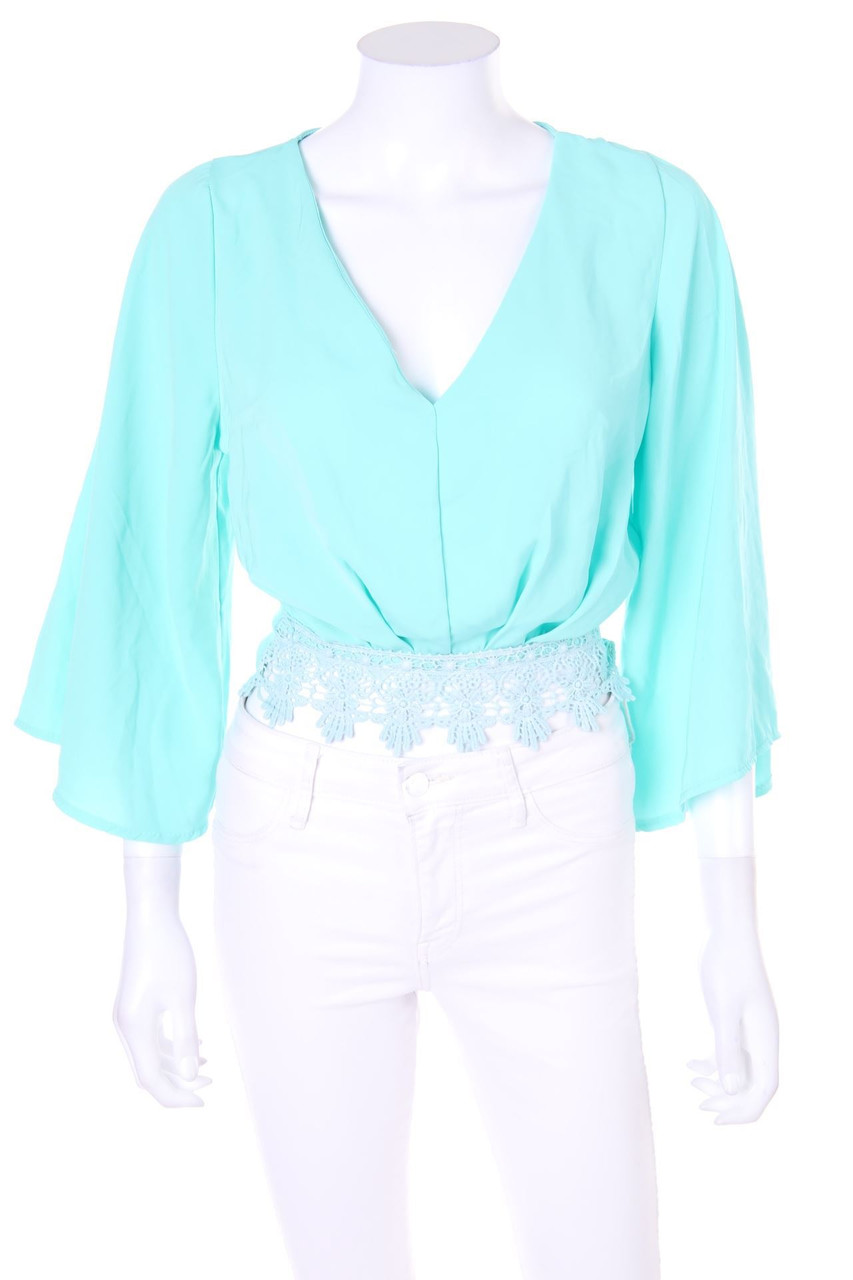 Ohne Label - Bluse mit Häkelspitze - D 36