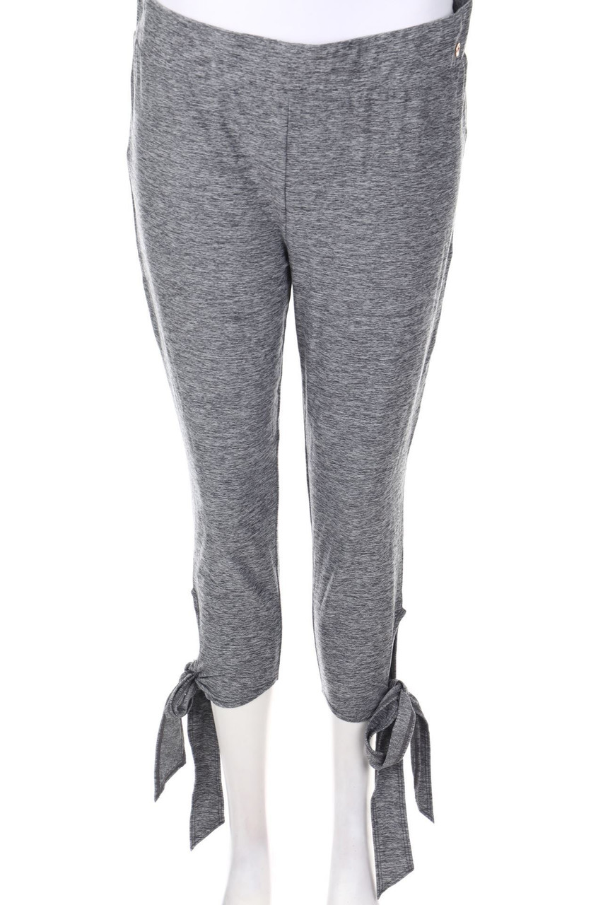 TCHIBO - Cropped-Sport-Leggings mit Logo-Applikation - L