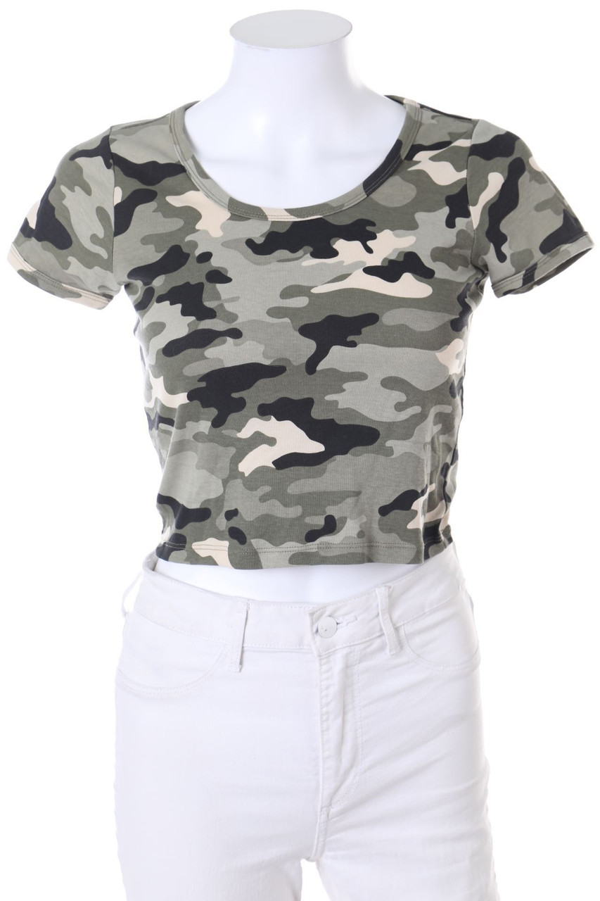 TALLY WEiJL - Cropped-Shirt mit Camouflage-Print - S