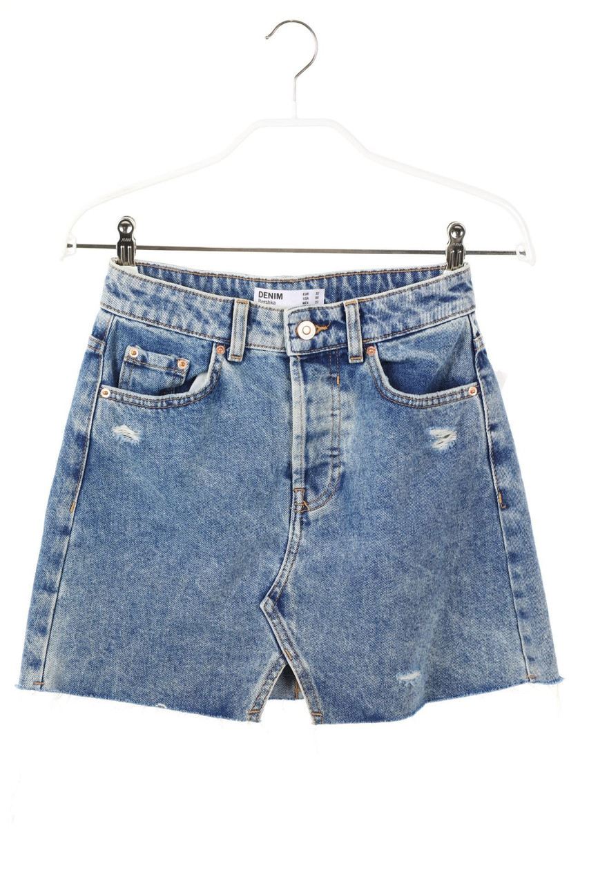 Bershka - Mini-Jeansrock im Destroyed Look - D 30