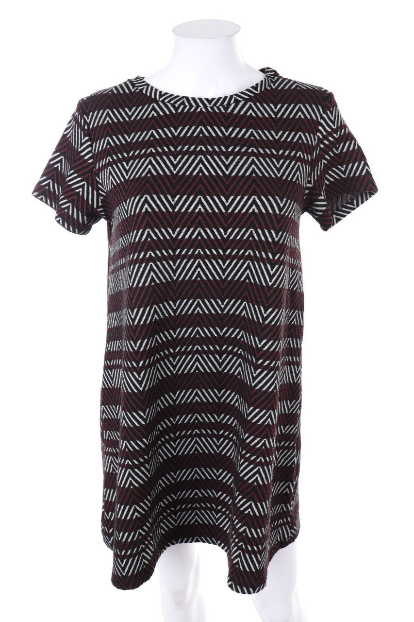 ZARA TRF - Strickkleid mit Zickzack-Muster - L