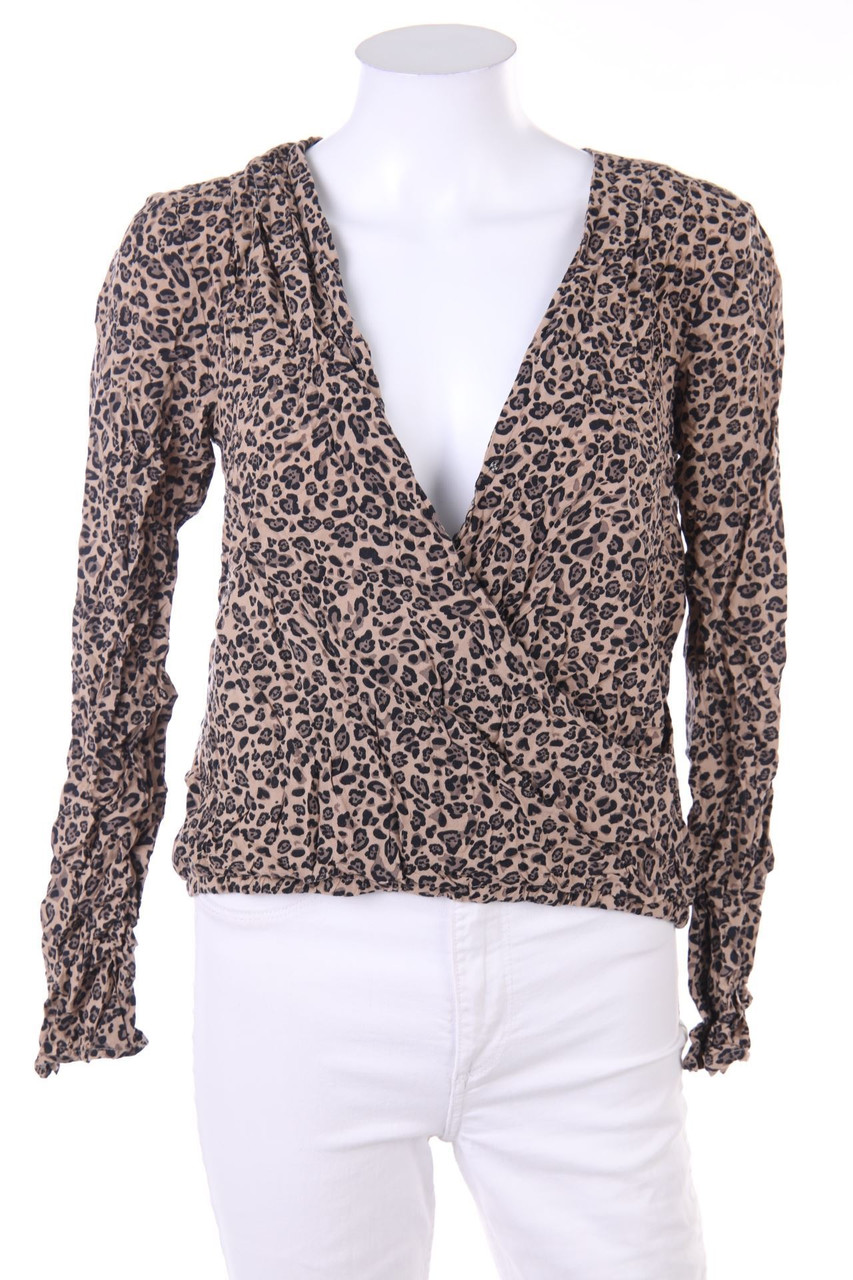 REVIEW - Bluse in Wickel-Optik mit Leo-Print - S