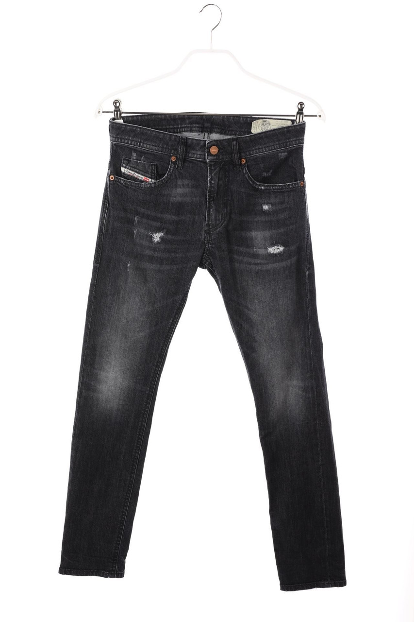 DIESEL - Destroyed Slim-Jeans mit Logo-Applikation - W28