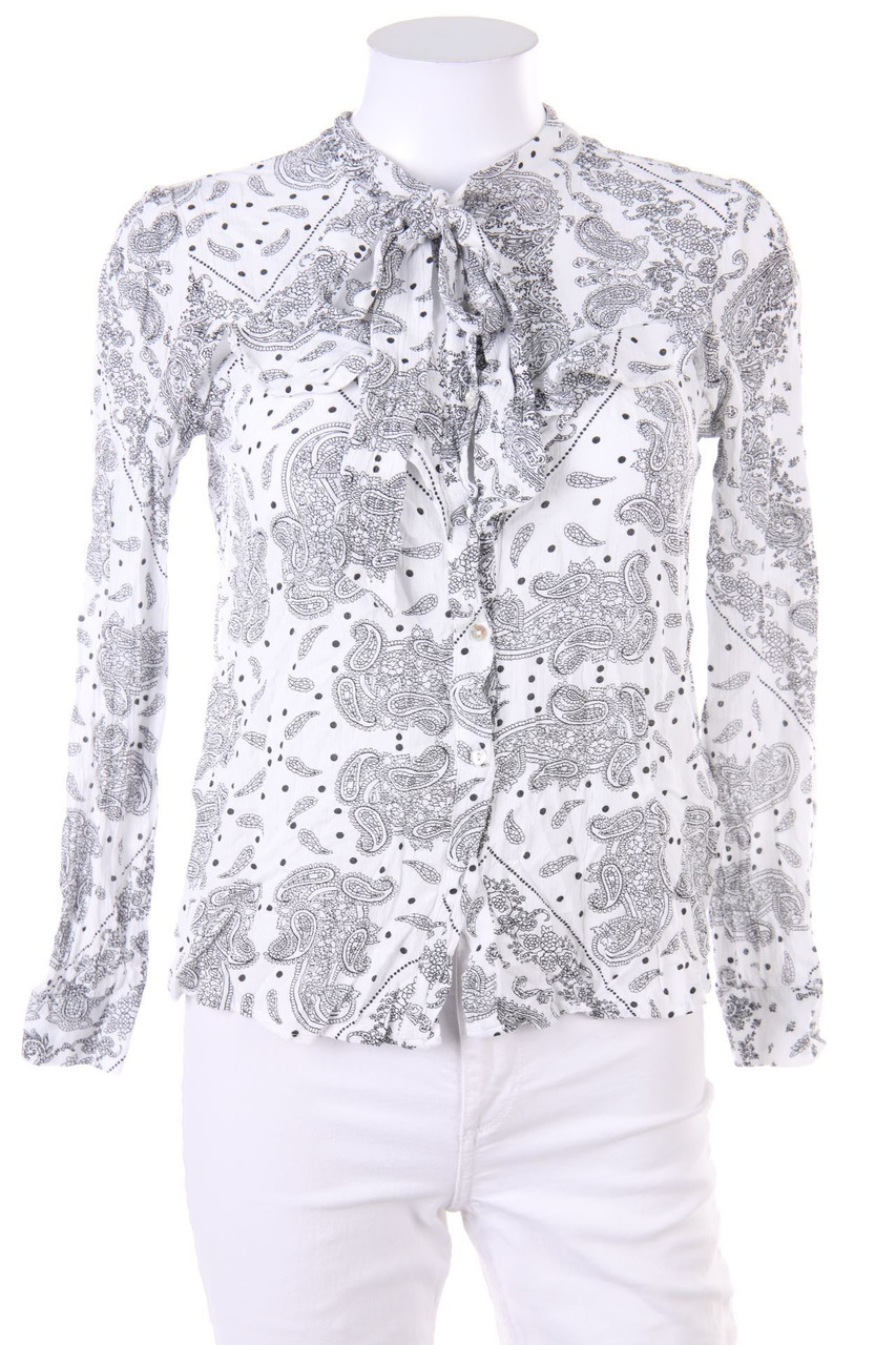 Stradivarius - Schluppen-Bluse mit Paisley-Print - S