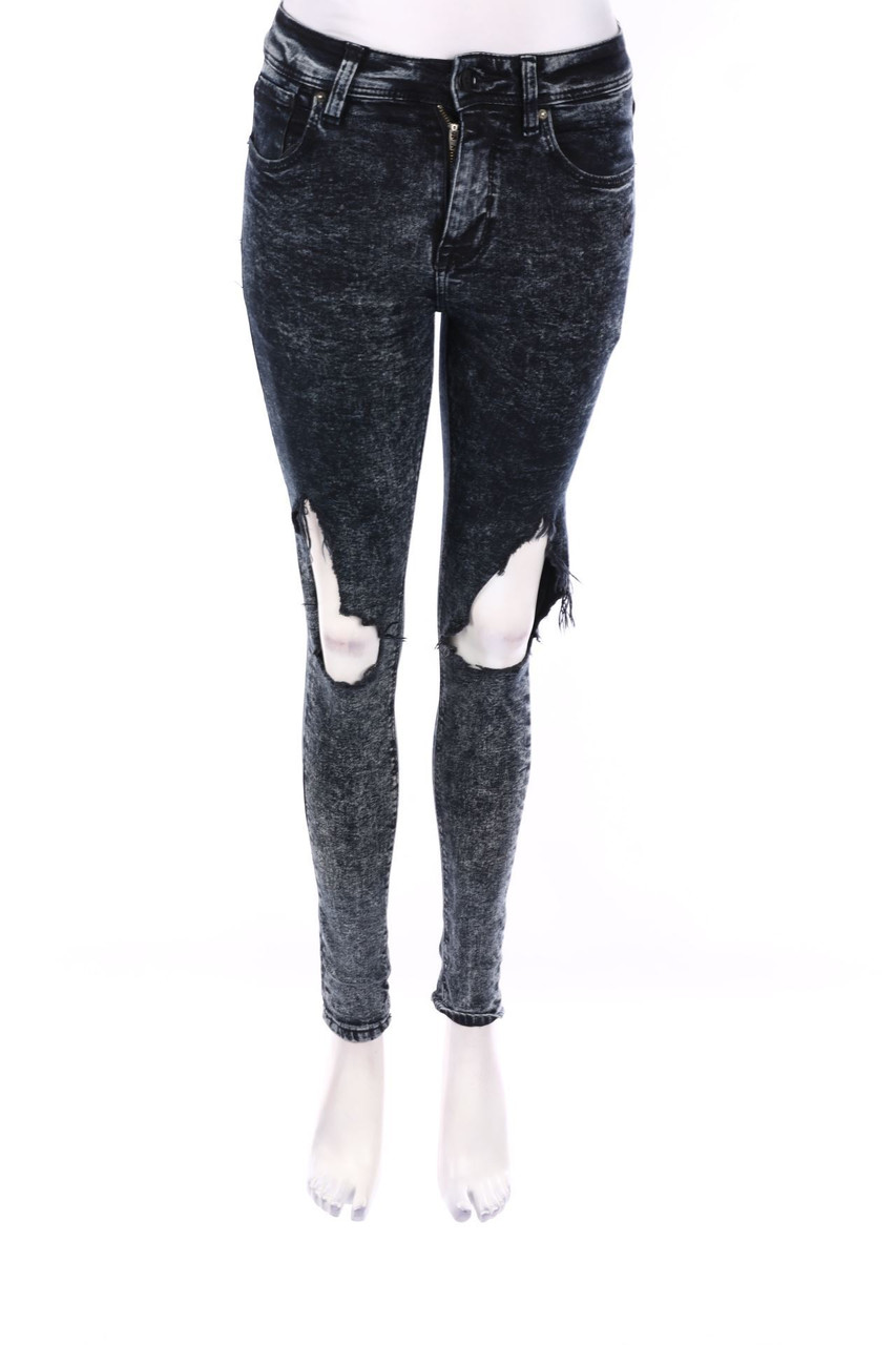 Bershka Denim - Destroyed-Moonwashed Skinny-Jeans - D 34