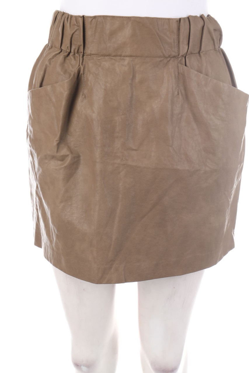 ZARA - Faux Leather-Mini-Rock mit Gummizug - S