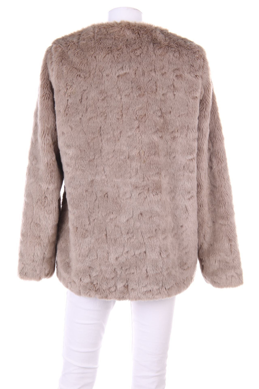 Clockhouse Strickjacke CLOCKHOUSE By C&A Fake Fur-Jacke D 40 - Main Image