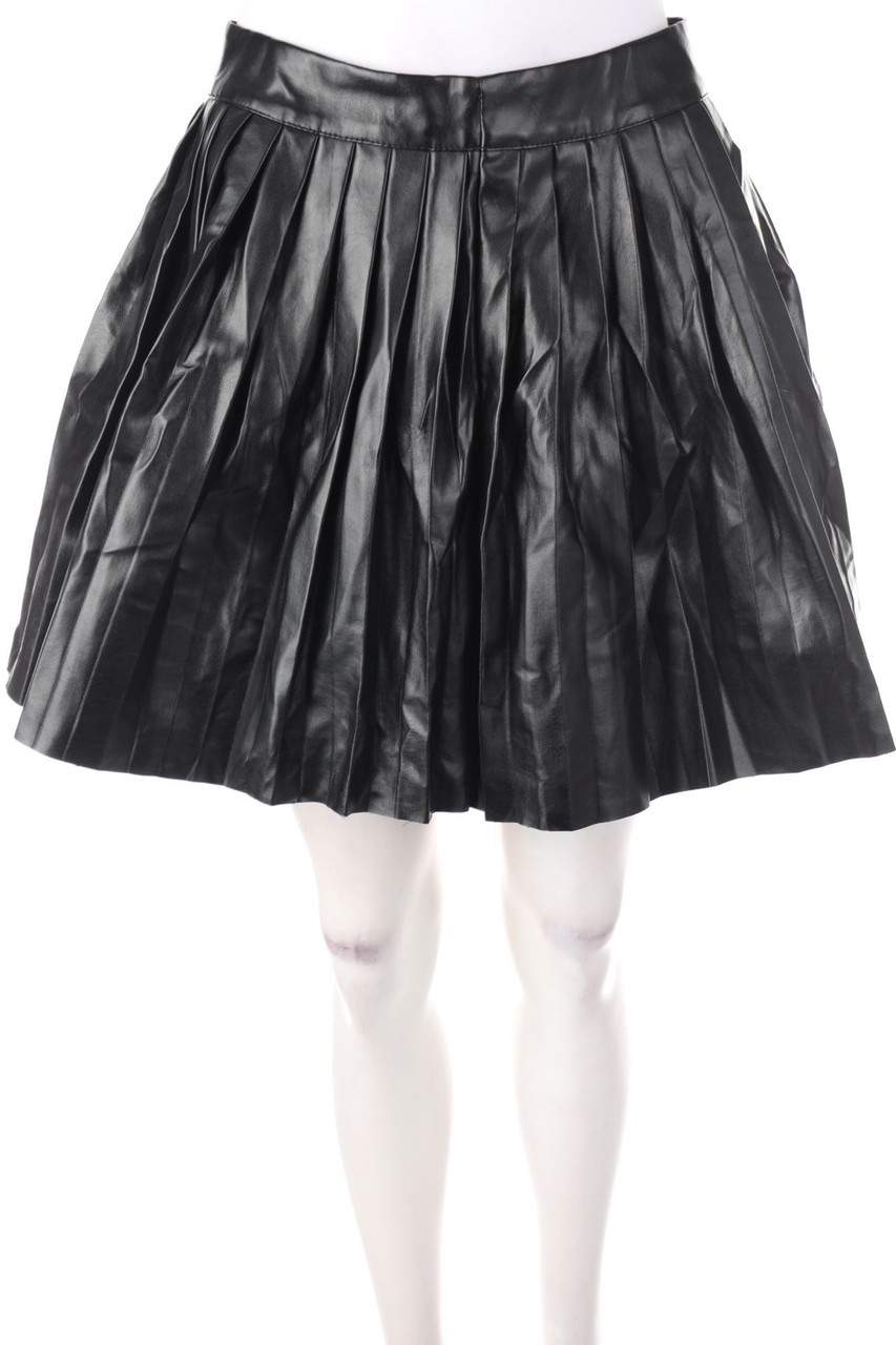 SHEIN - Faux Leather-Mini-Rock mit Falten - D 36