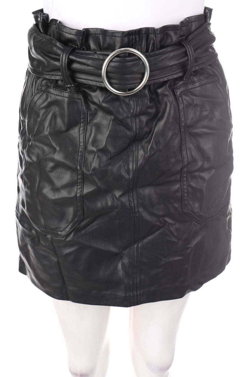 ZARA TRF - Faux Leather-Mini-Rock mit Gürtel - S