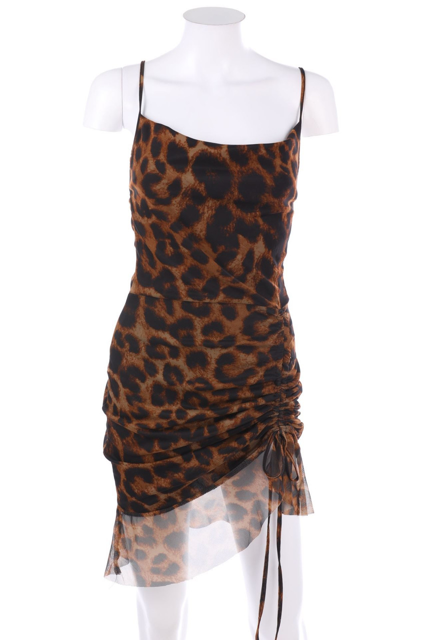 PRETTYLITTLETHING - Party-Kleid mit Raffungen - D 40