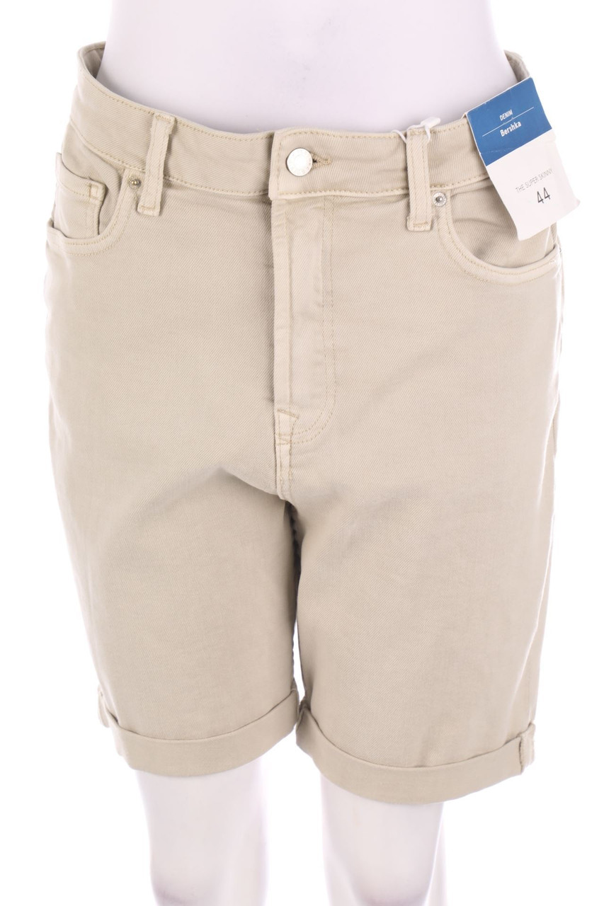 Bershka - Skinny-Jeans-Shorts - D 44