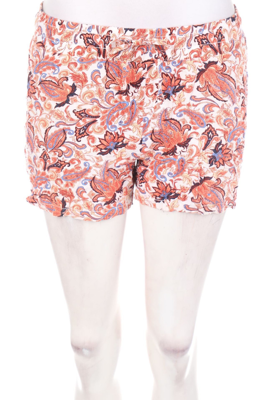 esmara - Shorts mit floralem Muster - D 36