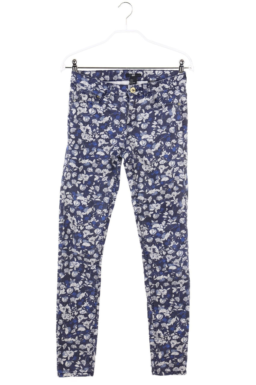 H&M - Skinny-Jeans mit Blumen-Print - D 36