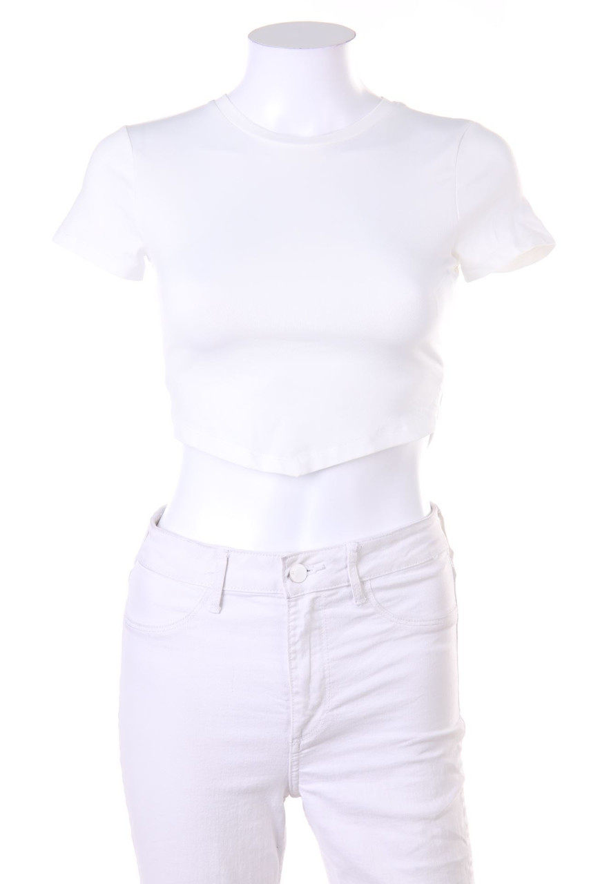 Bershka - Cropped-Shirt mit Strass-Steinen - S