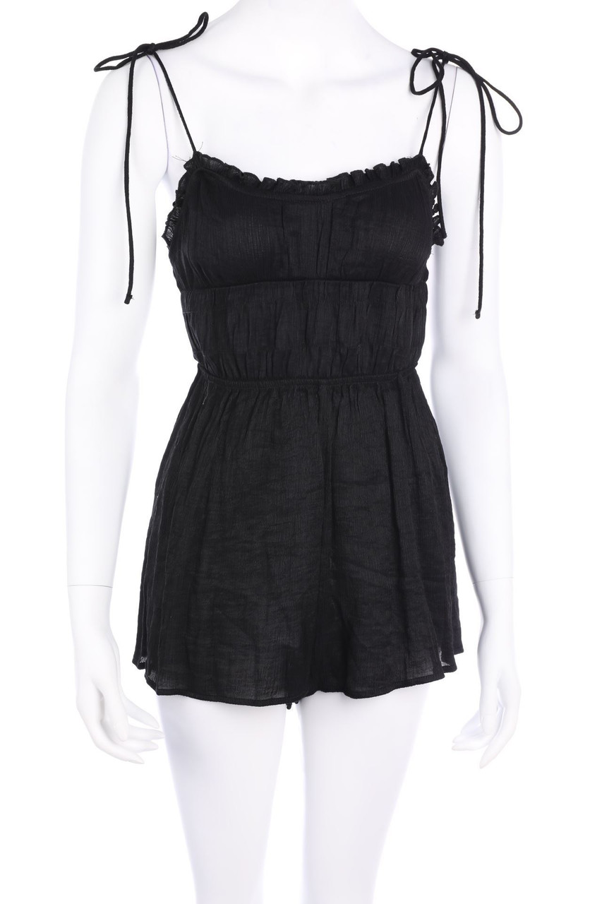 Bershka - Playsuit mit Rüschen - M