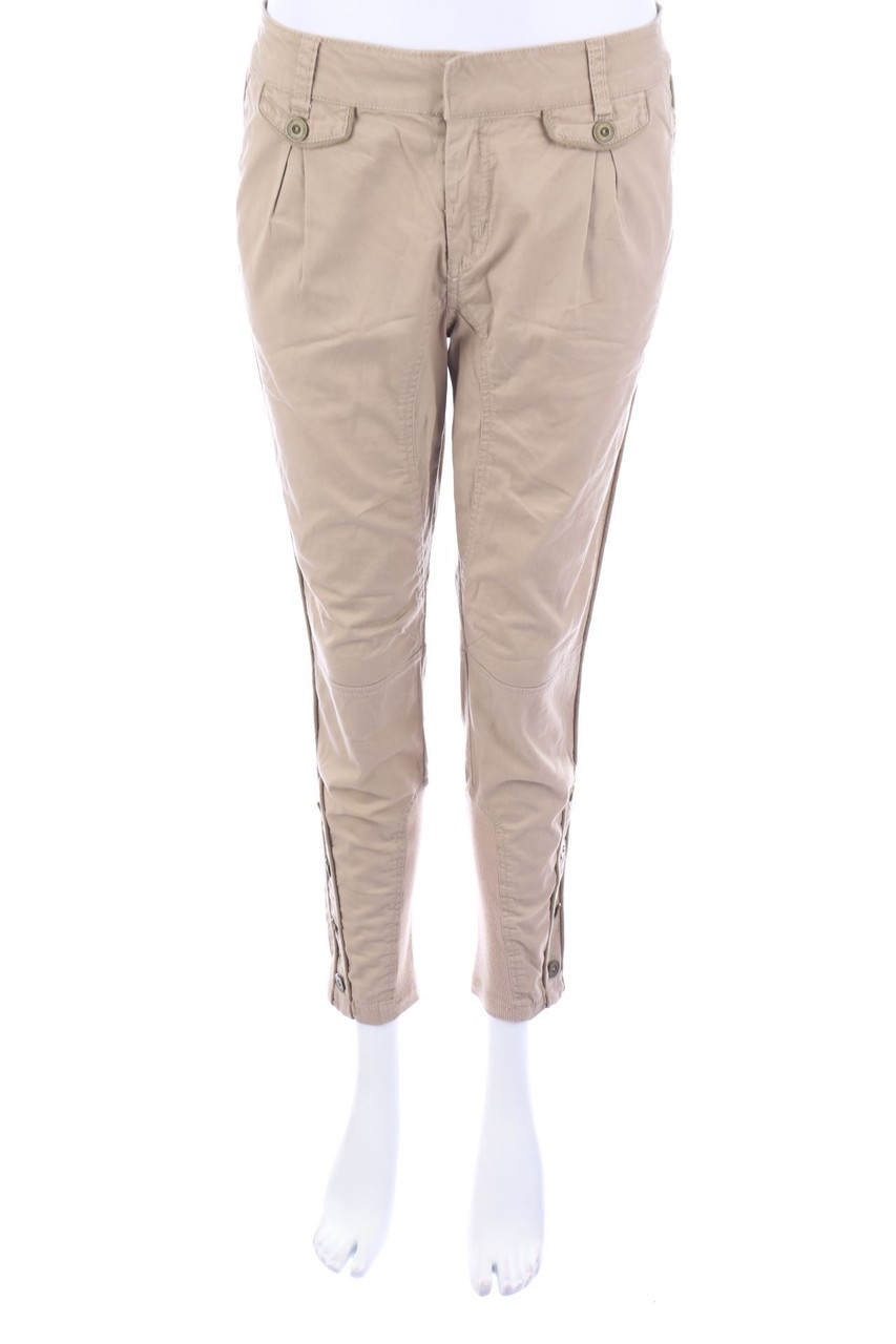 LA REDOUTE - Capri-Hose mit Schmuck-Knöpfen - D 36