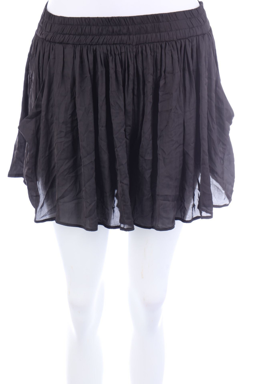 ZARA - Satin-Shorts mit Gummizug - M