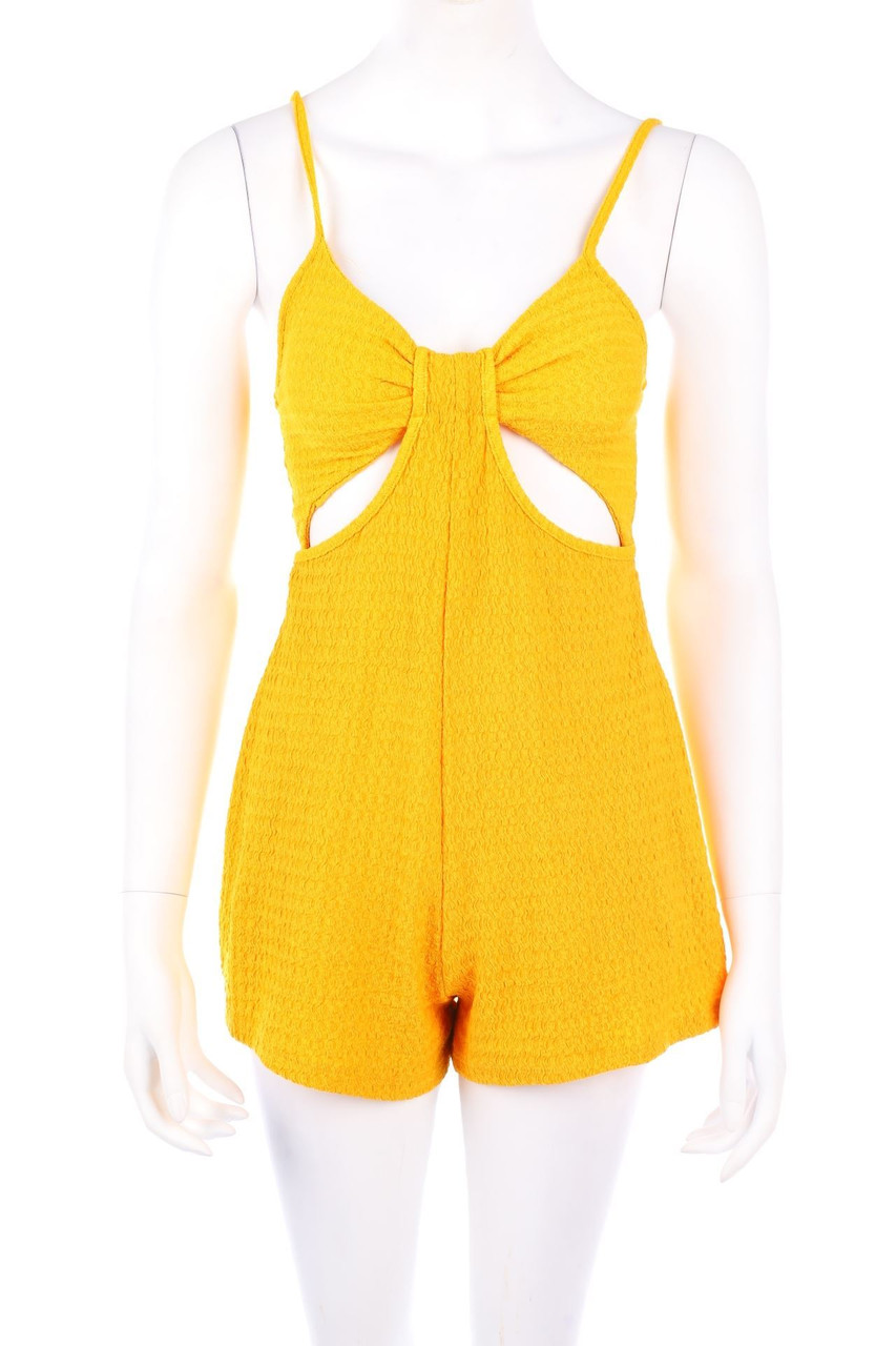 PULL&BEAR - Träger-Playsuit mit Cut-outs - S