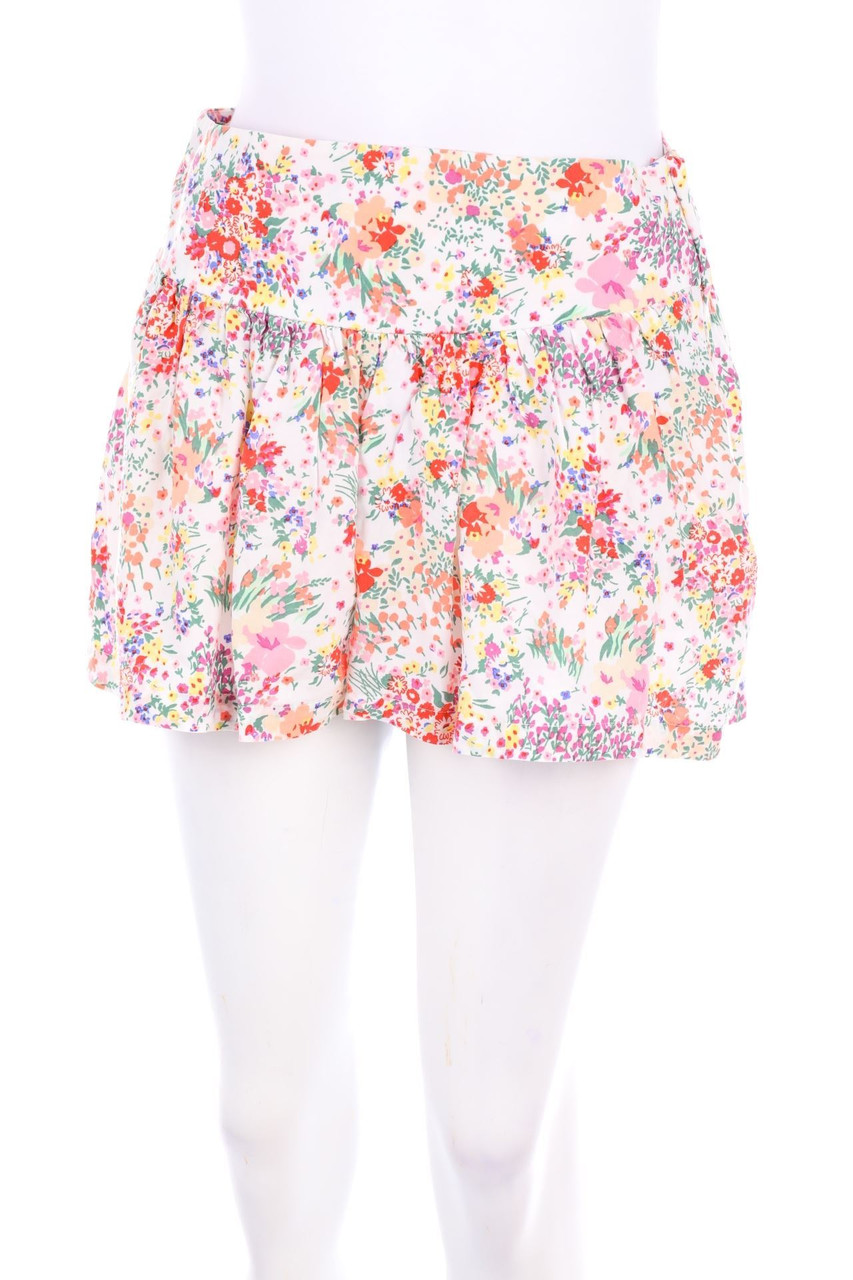 H&M The Garden Collection - Shorts mit Blumen-Print - D 34