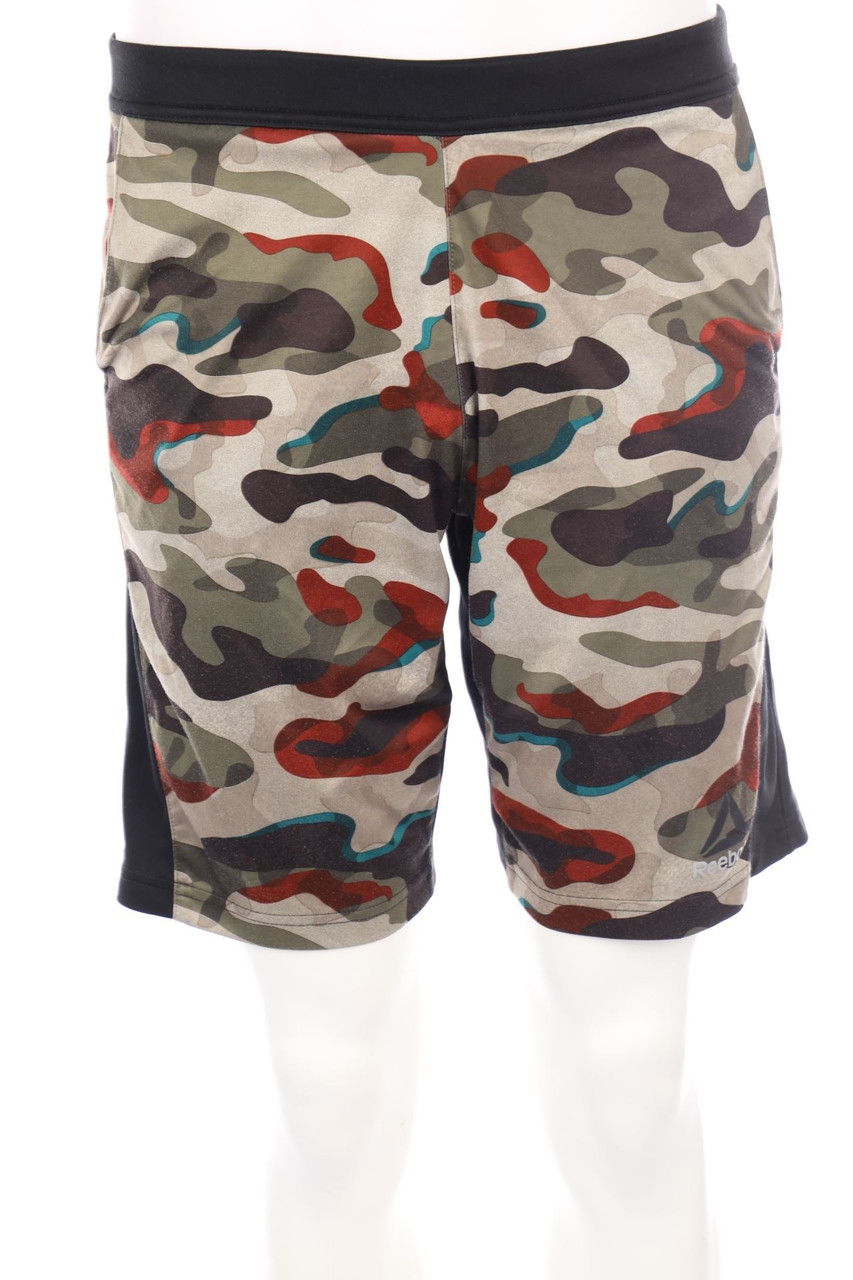 Reebok - Sport-Shorts mit Camouflage-Print - S
