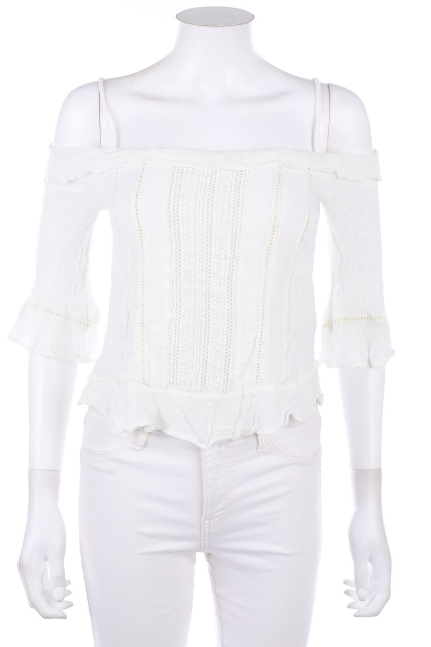 Bershka - Cold-Shoulder-Bluse mit 3/4-Ärmel - XS