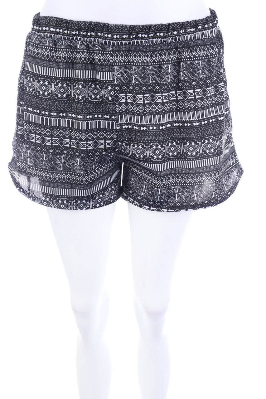 Ohne Label - Shorts mit Ethno-Print - D 30