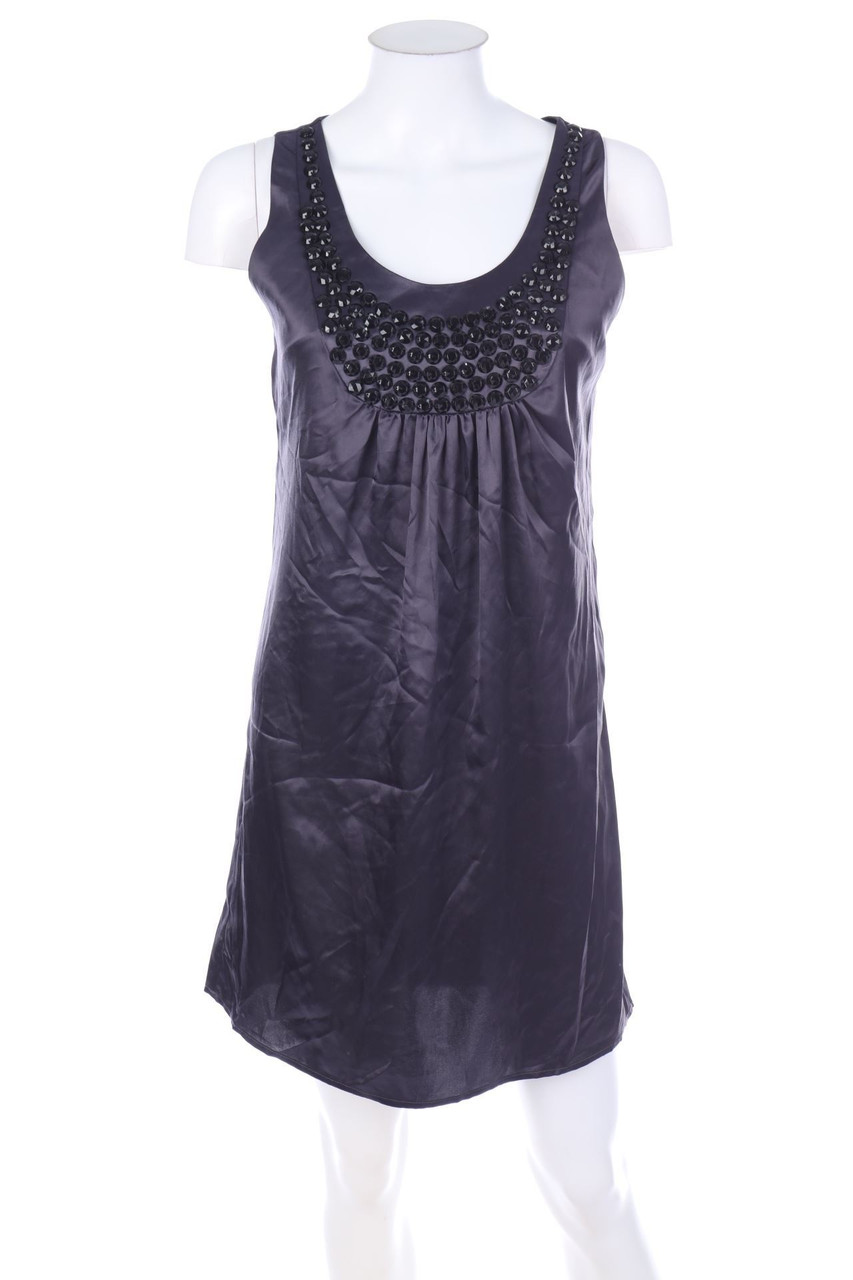 Ohne Label - Satin-Cocktailkleid mit Schmuckstein-Applikation - S