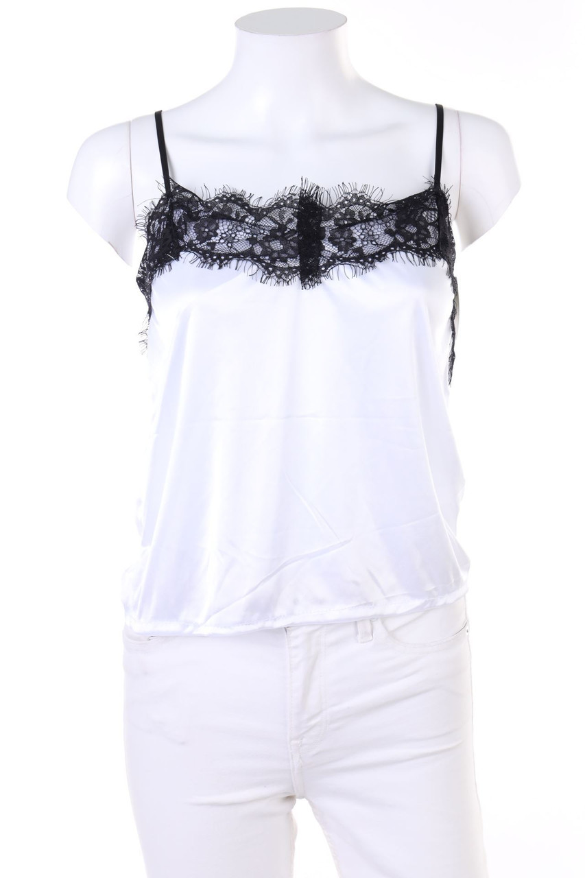 Ohne Label - Top mit Spitze - XS