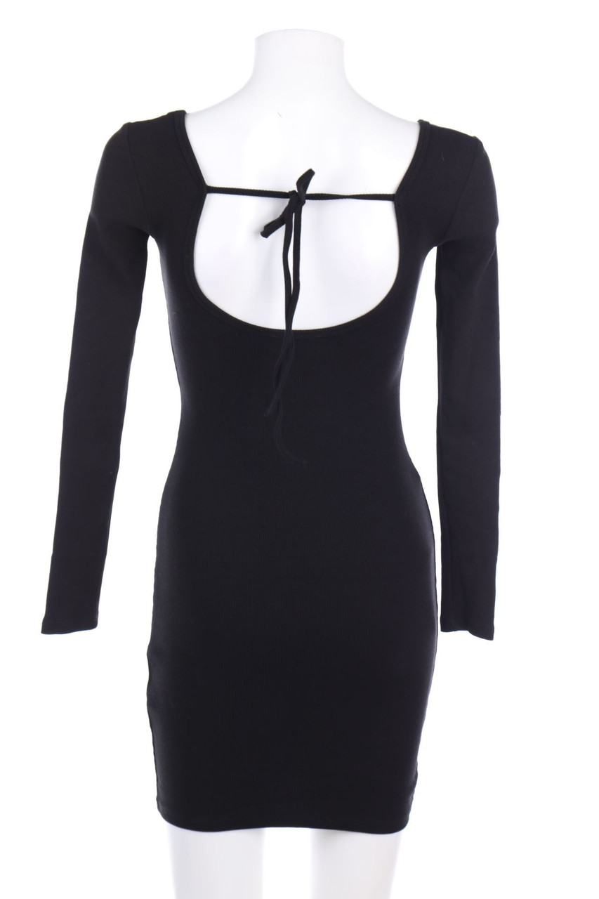 Ohne Label - Minikleid mit tiefem Rückenausschnitt - D 34