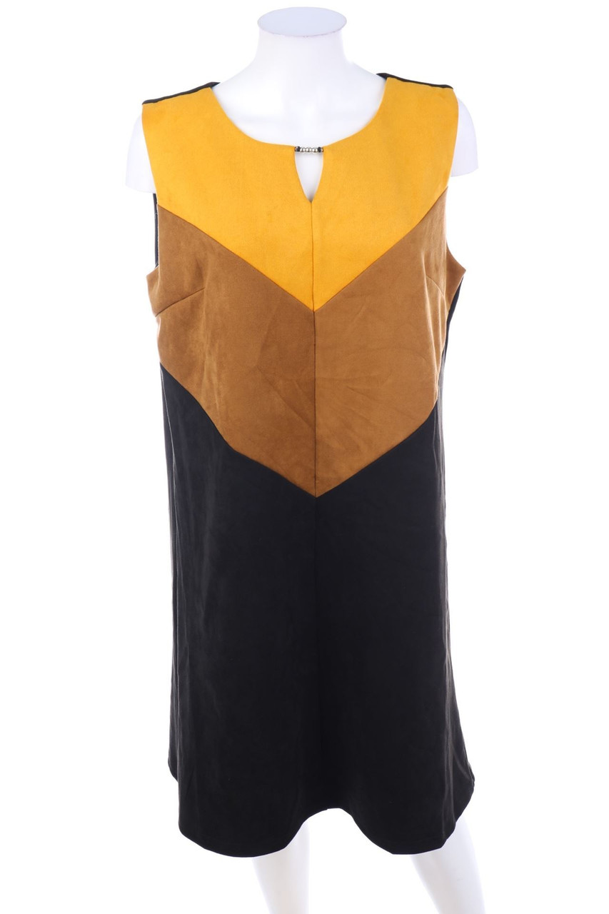 Ohne Label - Kleid aus Kunstleder im 70s-Style - D 44