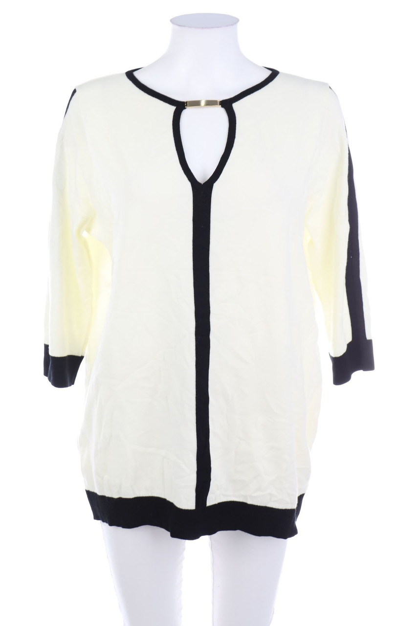 Carla G. - Strick-Pullover mit Cut-out - D 40