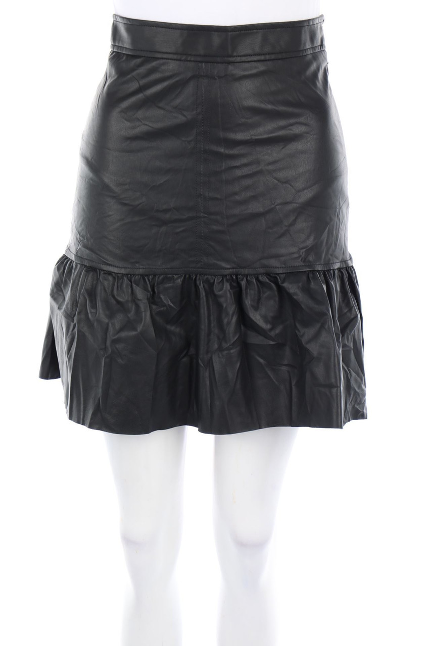 H&M - Faux Leather-Mini-Rock - D 32