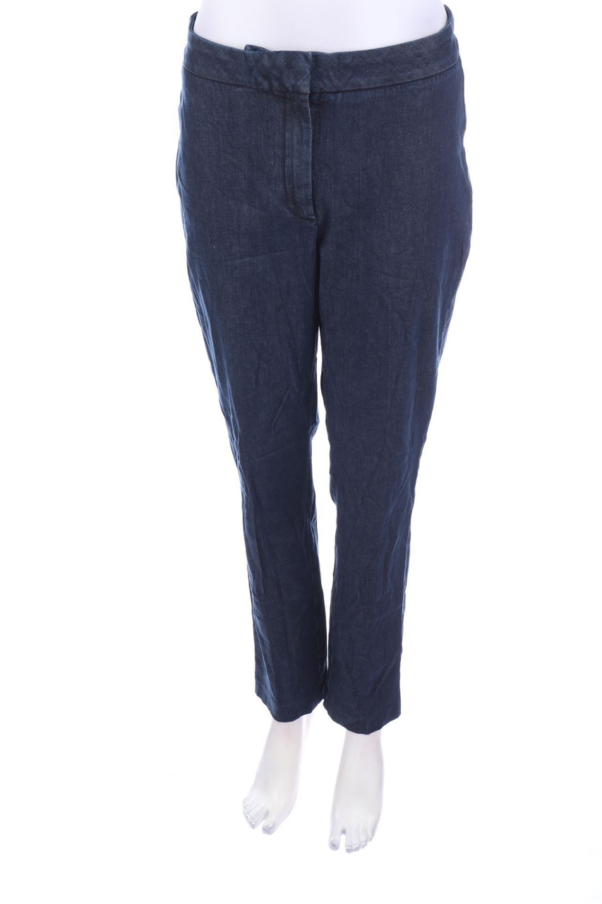 comma - Jeans mit Logo-Plakette - D 40